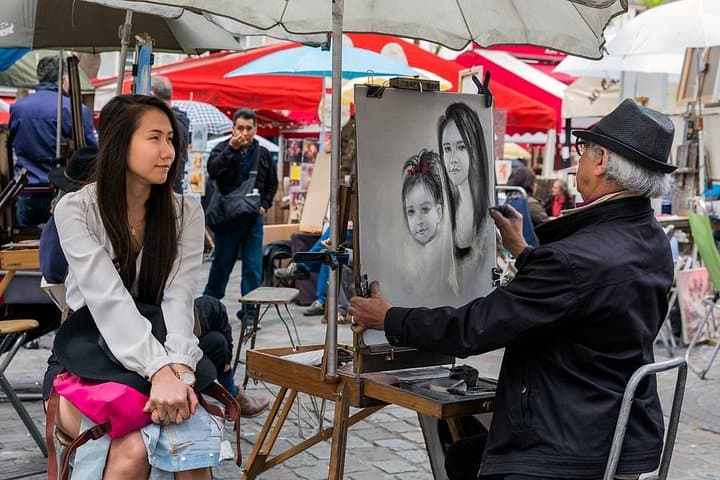Artists in Montmartre & Sacred heart private tour