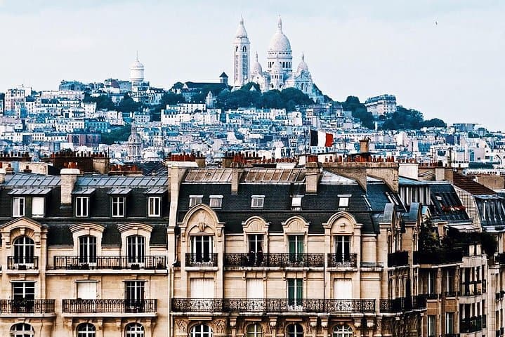 Montmartre District and Sacre Coeur - Exclusive Guided Walking Tour