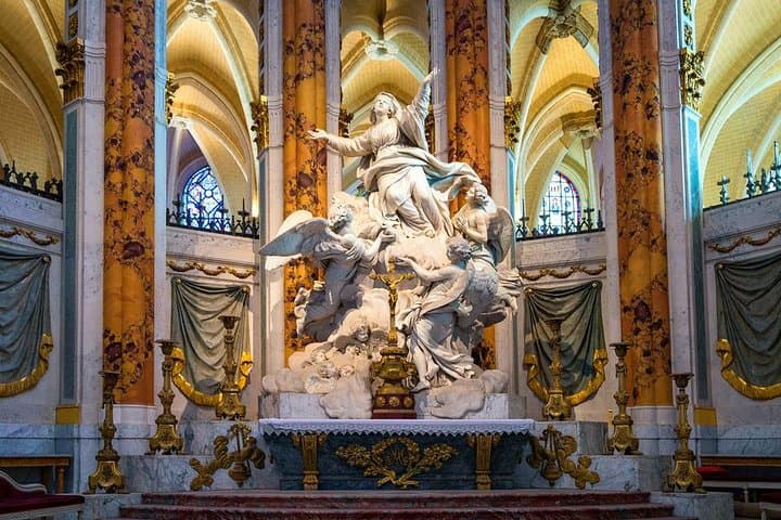 Private excursion to Chartres Cathedral