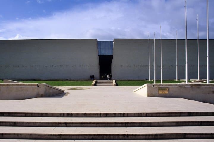 The Memorial de Caen. Link Paris