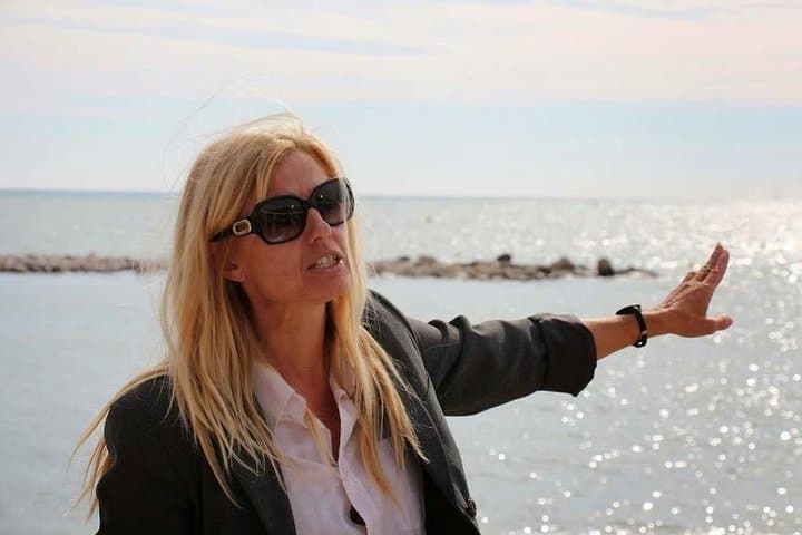 Your dedicated guide Yvonne