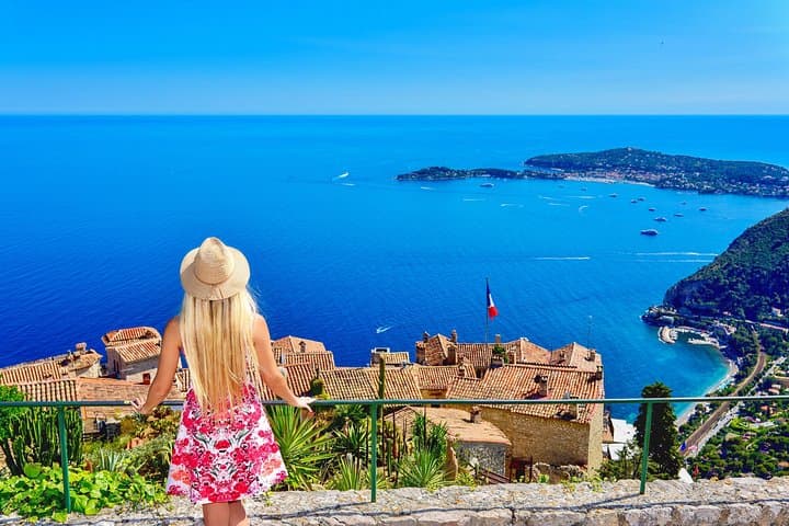 eze village