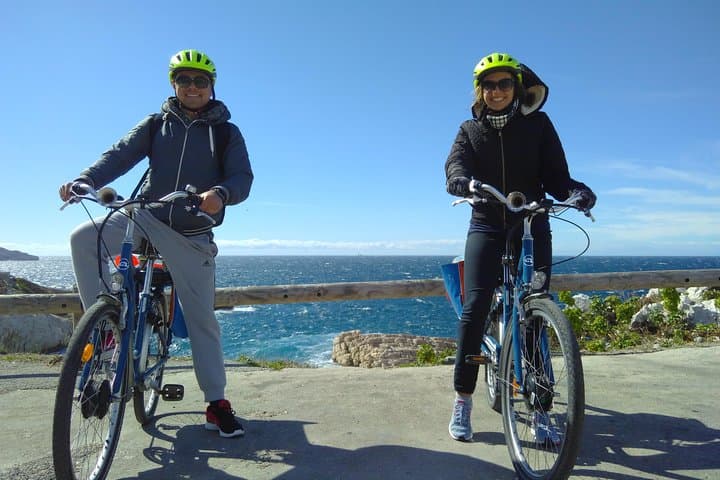 Electric Bike Tour to the Calanques from Marseille
