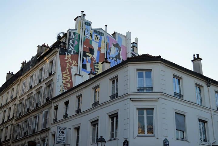 Private Montparnasse District 2-Hour Guided Tour in Paris