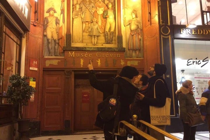 Private Covered Passages & Palais Royal Gardens 2-Hour Tour