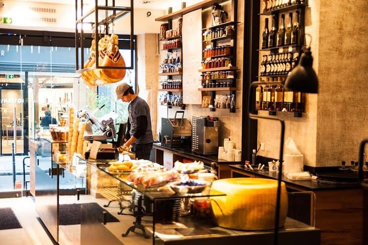 The Local Paris Experience: an off-the-beaten-track adventure!
