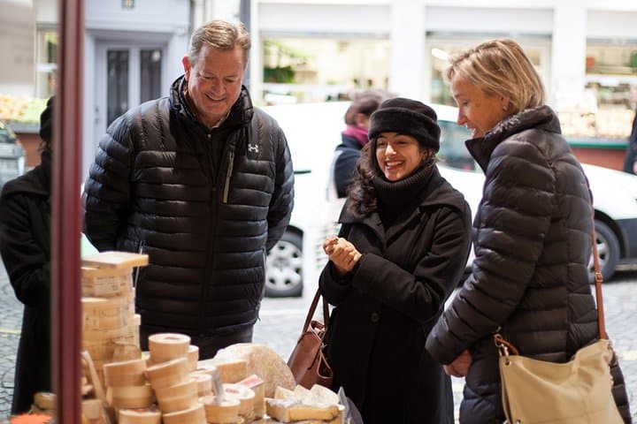 Parisian Gastronomy and Culture: Montmartre Food Walking Tour