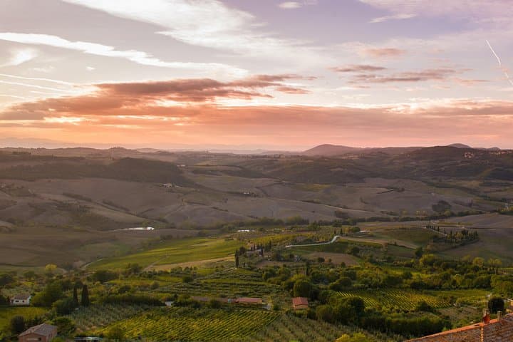 Fly above the Provence region in a private plane
