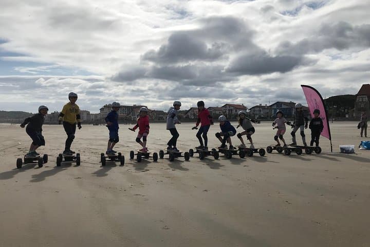 Cross electric skateboard ride
