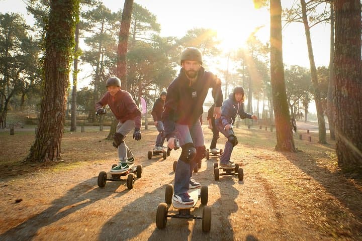 Cross electric skateboard ride
