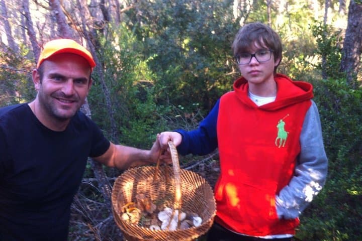 Mushroom hunting in Provence