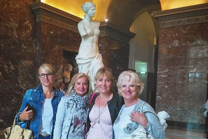 Our guests in company of beauty queen Aphrodite.