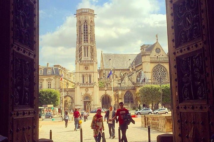 The secrets of medieval Louvre.