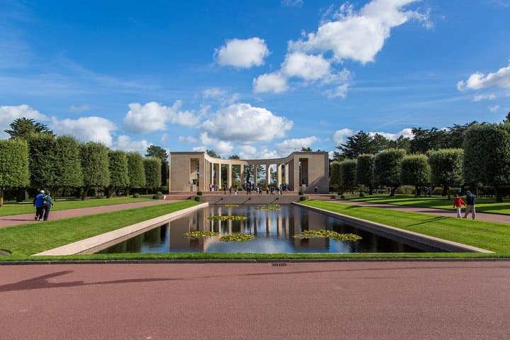 Normandy D Day US Beaches & Honfleur City - Daytrip from Paris