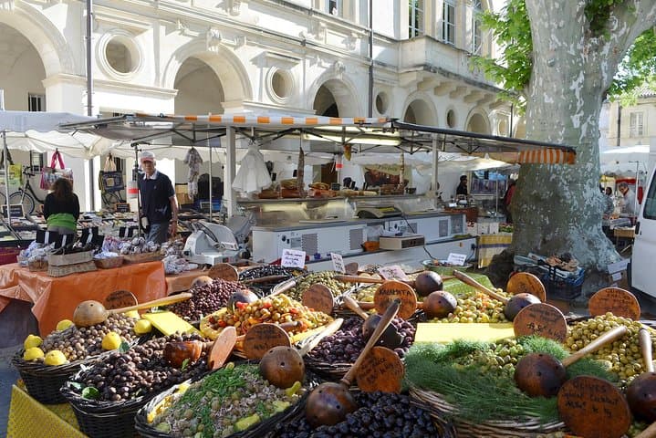 Saint Remy of Provence & Les Baux de Provence Minivan Tour