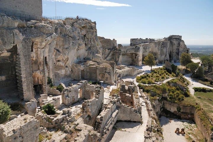 Saint Remy of Provence & Les Baux de Provence Minivan Tour