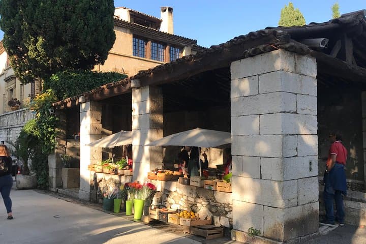 Private Tour Antibes & Saint Paul de Vence (From Nice)
