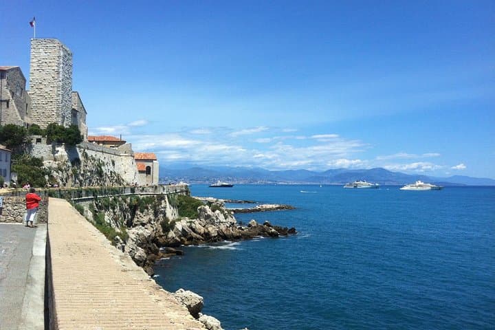 Private Tour Antibes & Saint Paul de Vence (From Nice)