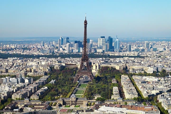 Private 12-Hour City Tour of Paris from London with roundtrip train tickets incl