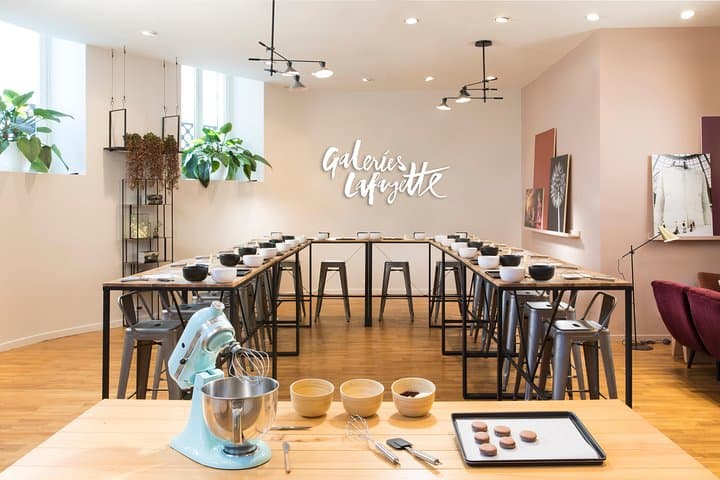Family experience-Macaron Bakery Class at Galeries Lafayette