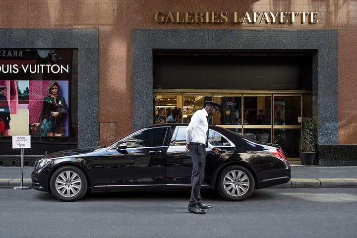 Paris VIP Shopping Experience-Lounge Access, Tea time & Transfer