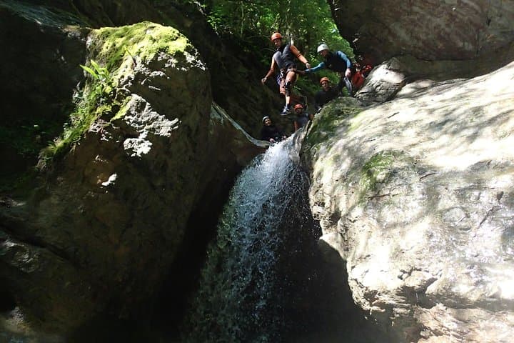 Ecouges canyon intermediate part