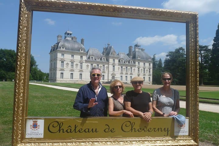 Private tour in Chambord and Cheverny with pick up at your hotel in Paris region