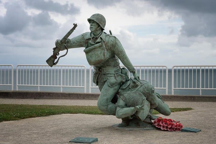 From Paris - WWII American Landing Beaches Discovery Private Tour