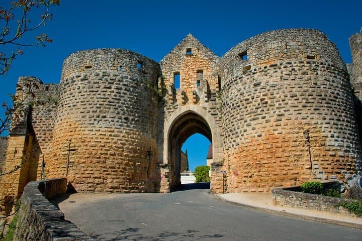 Sarlat : Private Tour to Dordogne Valley by Exploreo24