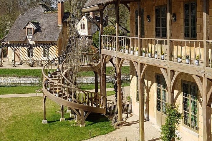 Queen's Hamlet