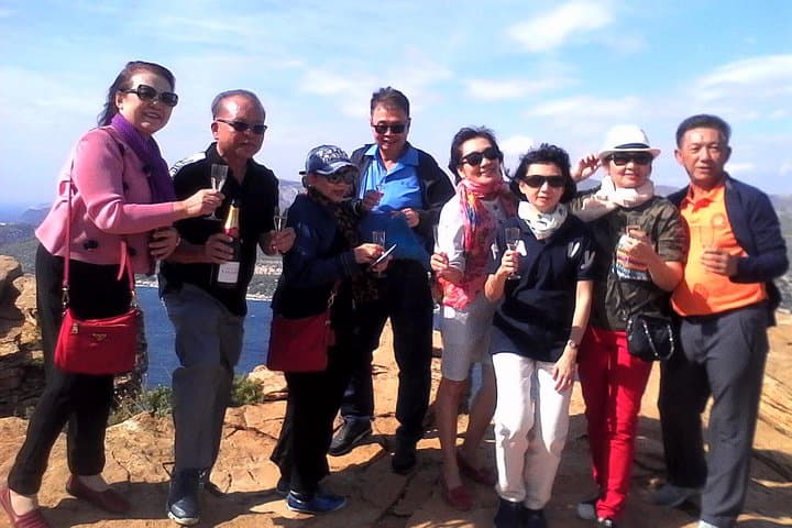 Aix en Provence & Cassis Private Tour with Official Tour Guide !