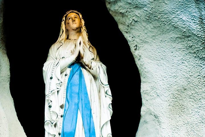 LOURDES : COME FOR A DAY - Private Day-trip from PARIS by High Speed Train