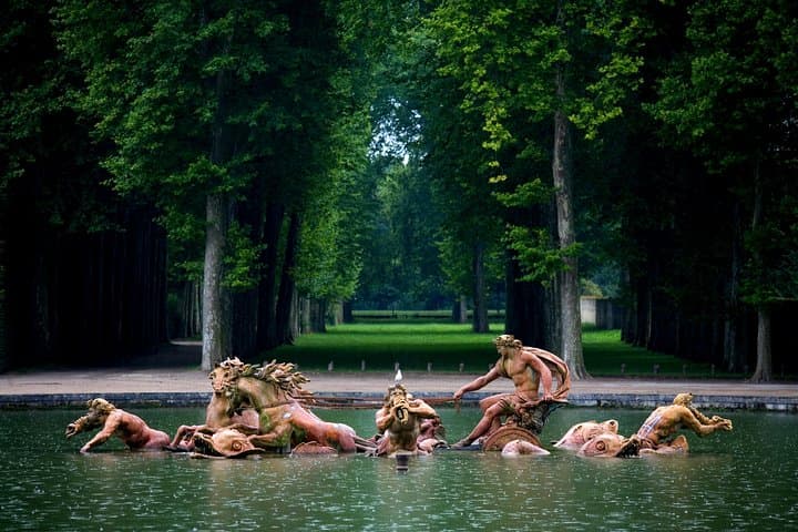 Versailles Palace and Gardens Half Day Guided Tour from Paris