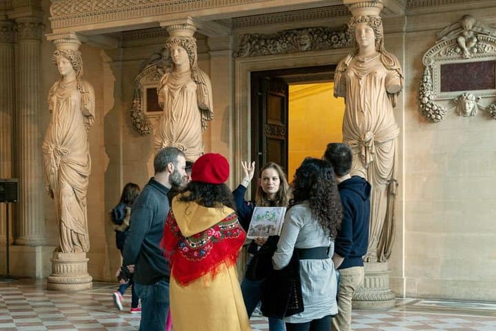 From Louvre to Street Art - original museum guided tour (skip the line!)