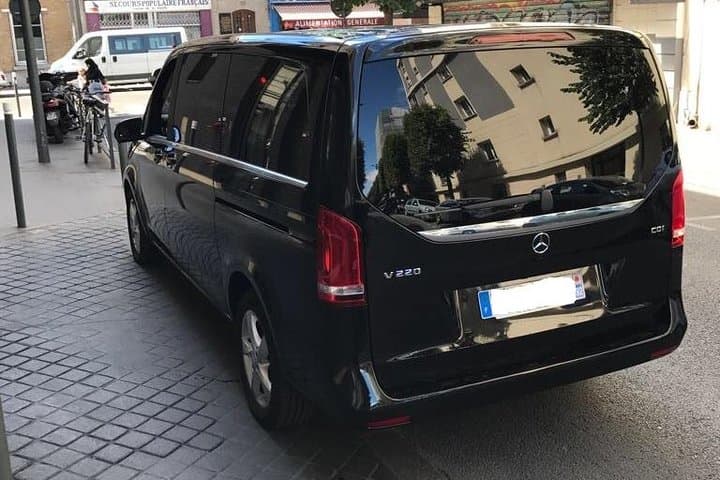 Private Airport Transfer in Lyon from Sain-Exupéry airport (LYS) to City