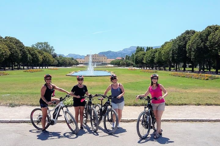 Marseille city : easy seaside ebike tour