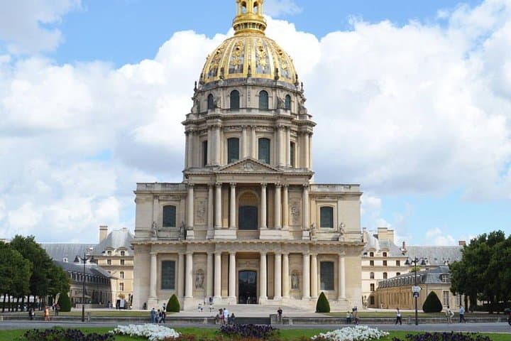 Private Napoleon Bonaparte and Les Invalides 2-Hour Guided Tour in Paris