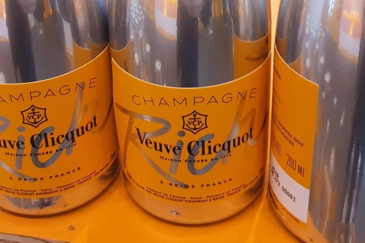 Love & Bubbles: A Romantic 2-day trip in Champagne