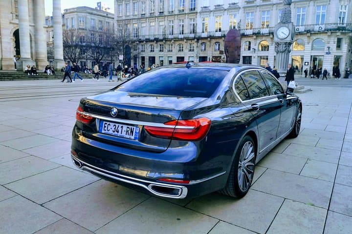 Airport to Bordeaux Premium Class Private Transfer