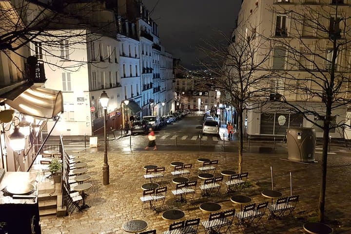 Montmartre by Night Private Tour