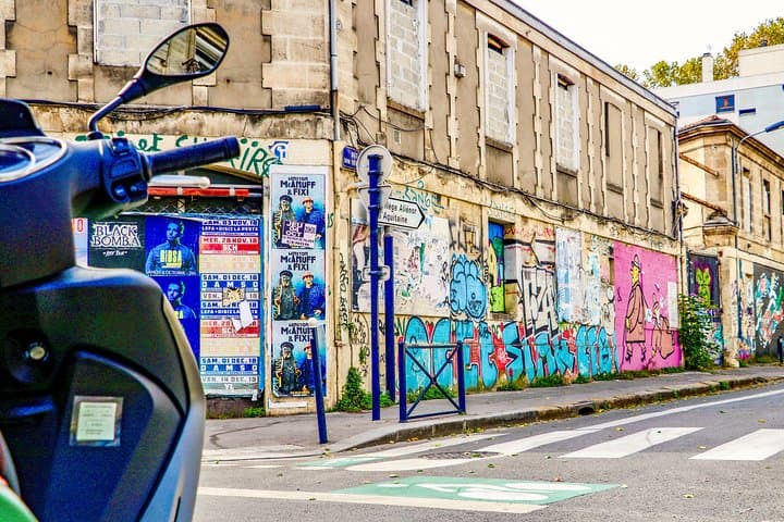 Discover Bordeaux’s most Photogenic Spots with a Local