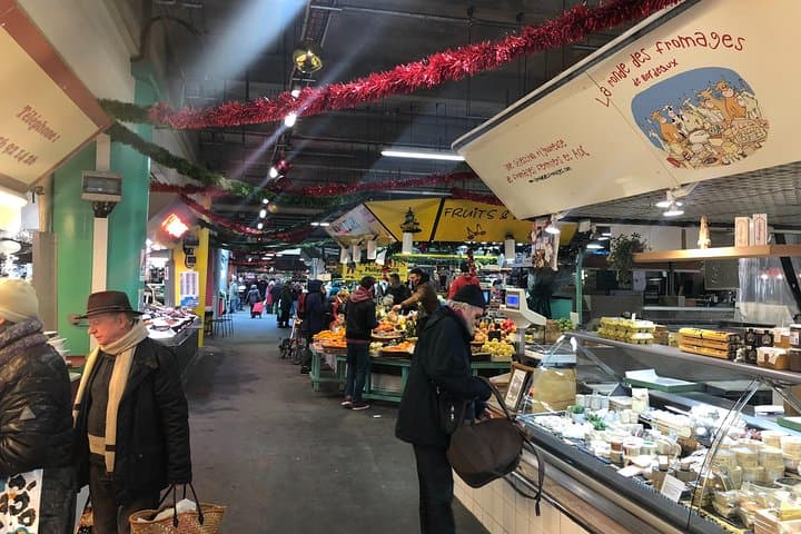 Bordeaux Old Town & Market Private Food Tasting Tour