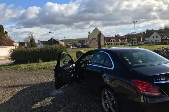 Personal taxi driver Strasbourg Paris Charles de Gaulle Airport (CDG)