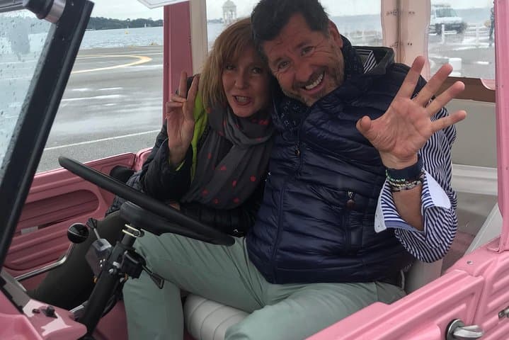 Private excursion in electric Méhari from Nice to Eze village