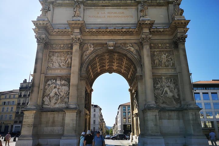 Private Marseille City tour and Private transfer to Any adress in Marseille includ the Airport
