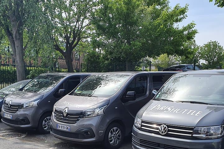 SUV 4 seat-1 way ARRIVAL Transfer:CDG /Orly Airport to Disneyland
