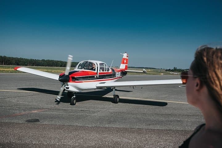 Private Sightseeing Flight above Nantes