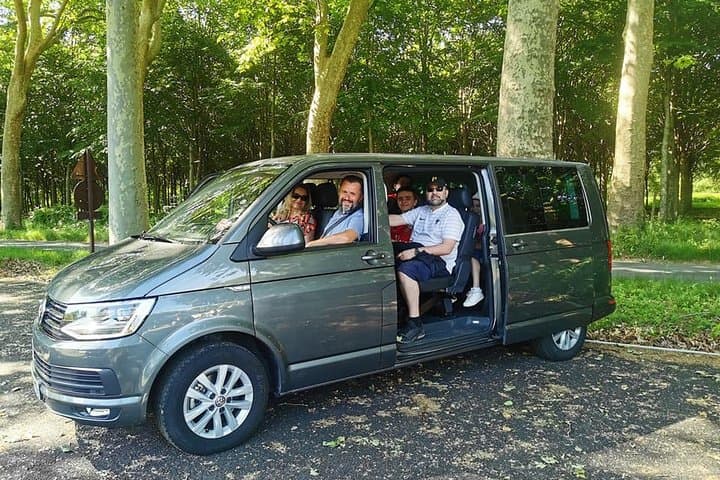 Pointe du Hoc, Omaha beach from Paris aboard a van (Private Tour)