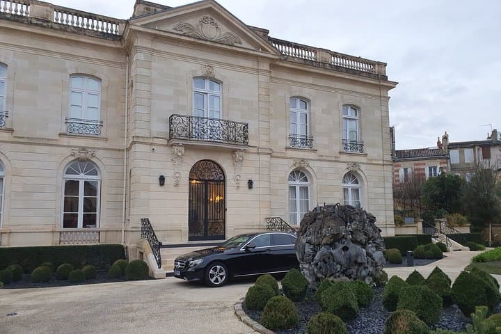 Visit Bordeaux - La Grande Maison de Bernard Magrez / Restaurant Pierre Gagnaire 2 * Michelin