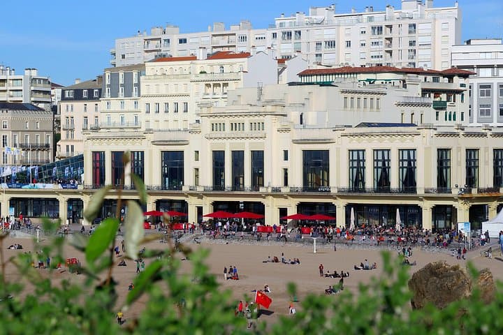 Private Tour of Saint Jean de Luz and Biarritz with driver and optional guide